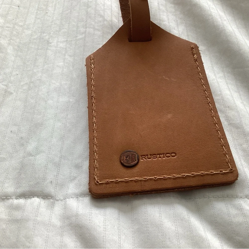 Rustico elegant leather